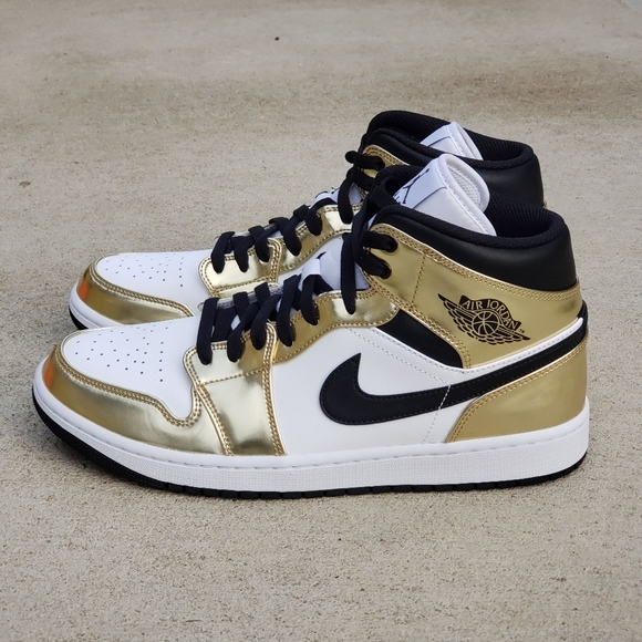 Air Jordan 1 Mid OG Metallic Gold Men's Size 9 New - Picture 2 of 11